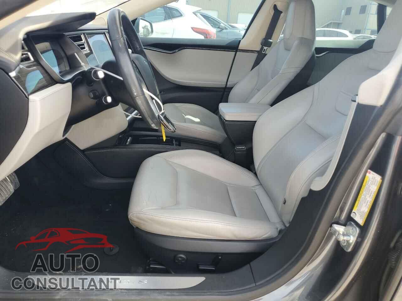 TESLA MODEL S 2016 - 5YJSA1E17GF121312