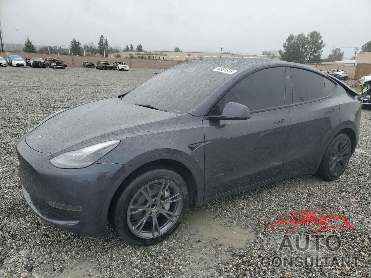 TESLA MODEL Y 2024 - 7SAYGDED5RF125093