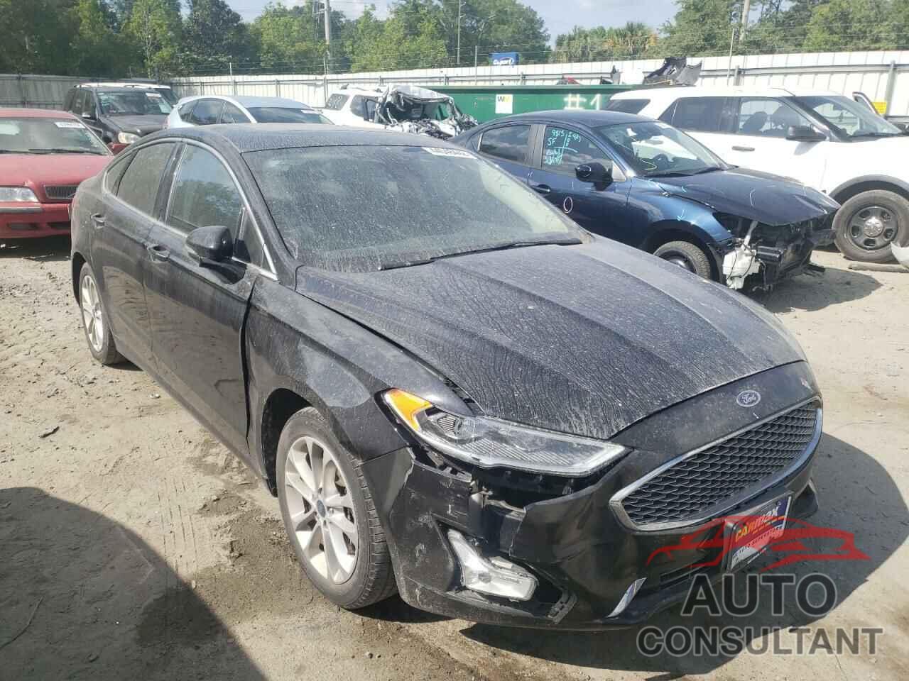 FORD FUSION 2019 - 3FA6P0SU0KR212122
