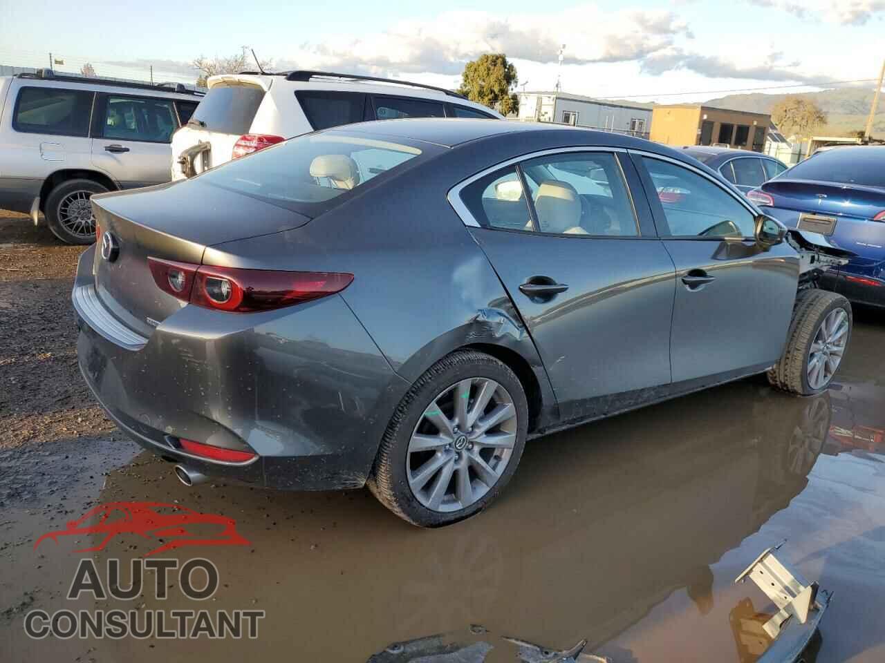 MAZDA 3 2023 - 3MZBPACM2PM380584