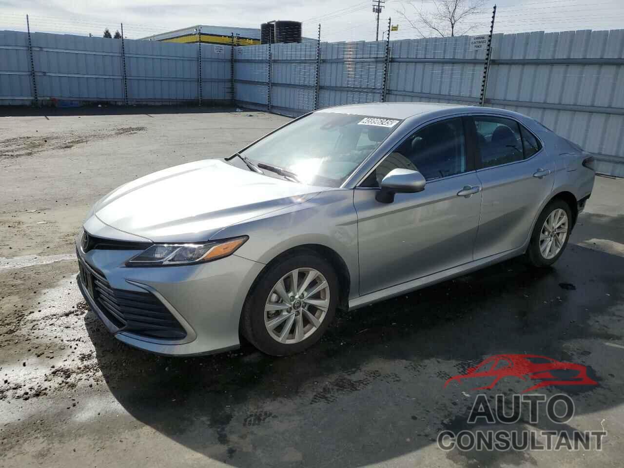 TOYOTA CAMRY 2024 - 4T1C11AK5RU231042
