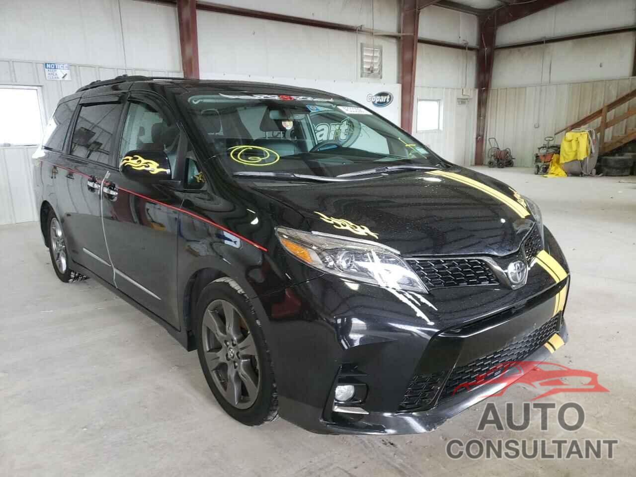 TOYOTA SIENNA 2018 - 5TDXZ3DC6JS956222