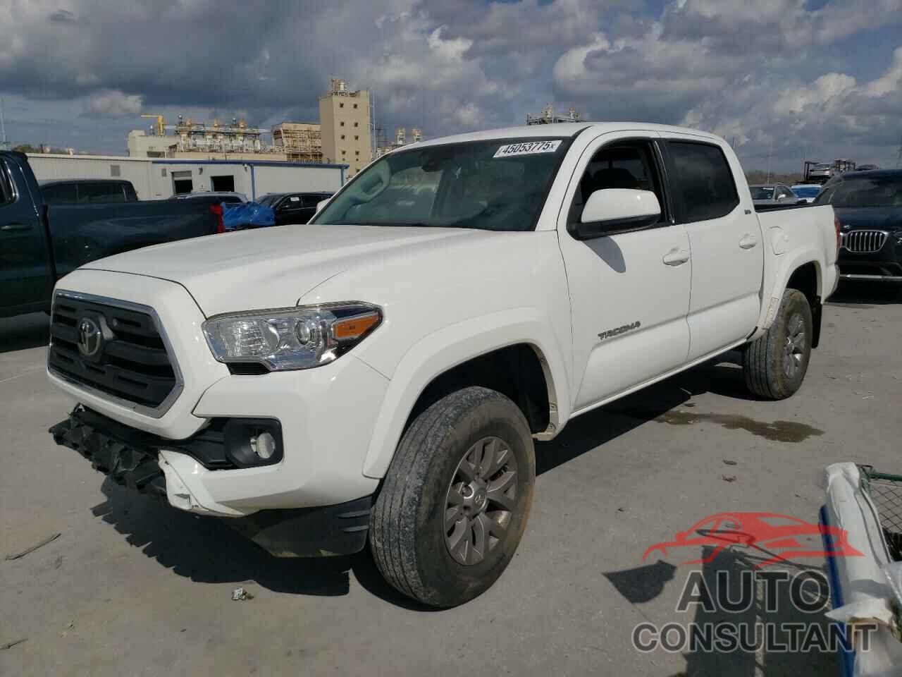 TOYOTA TACOMA 2019 - 5TFAZ5CN3KX084713