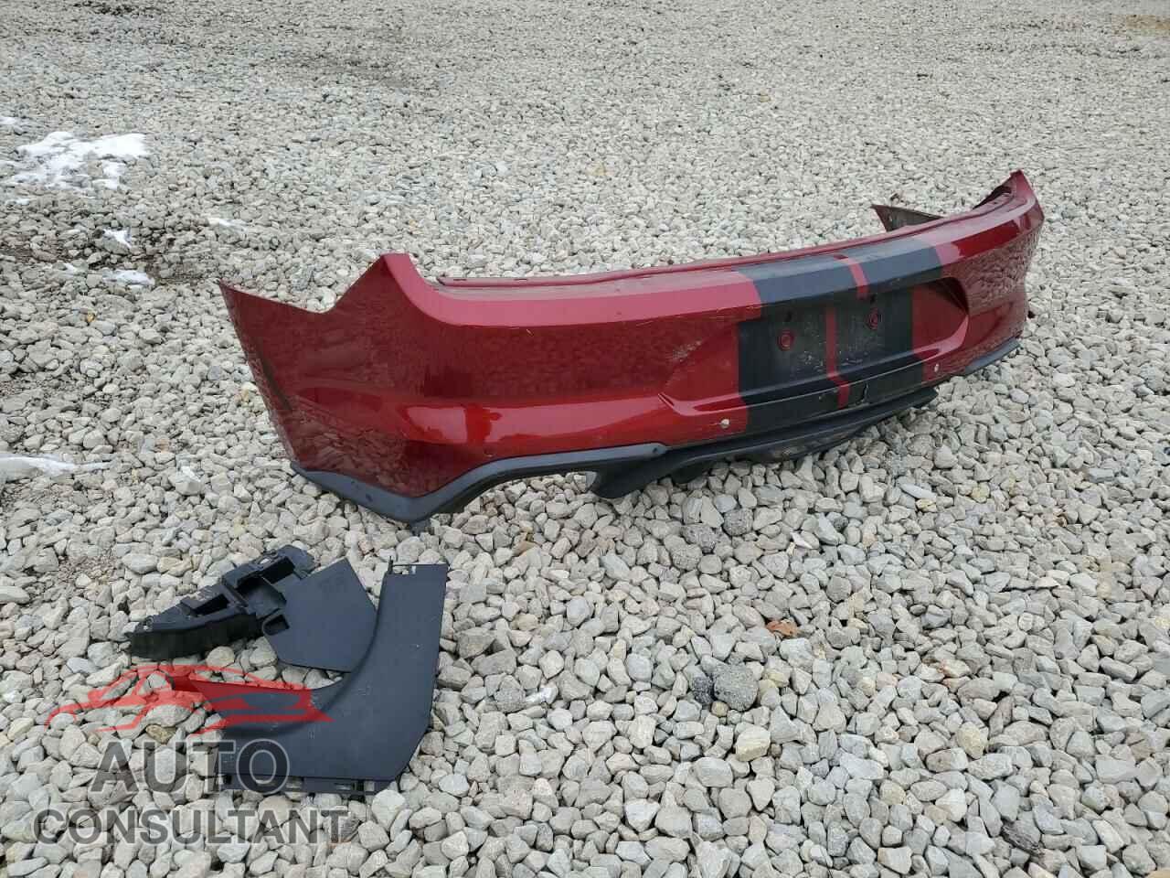 FORD MUSTANG 2019 - 1FA6P8CFXK5122283