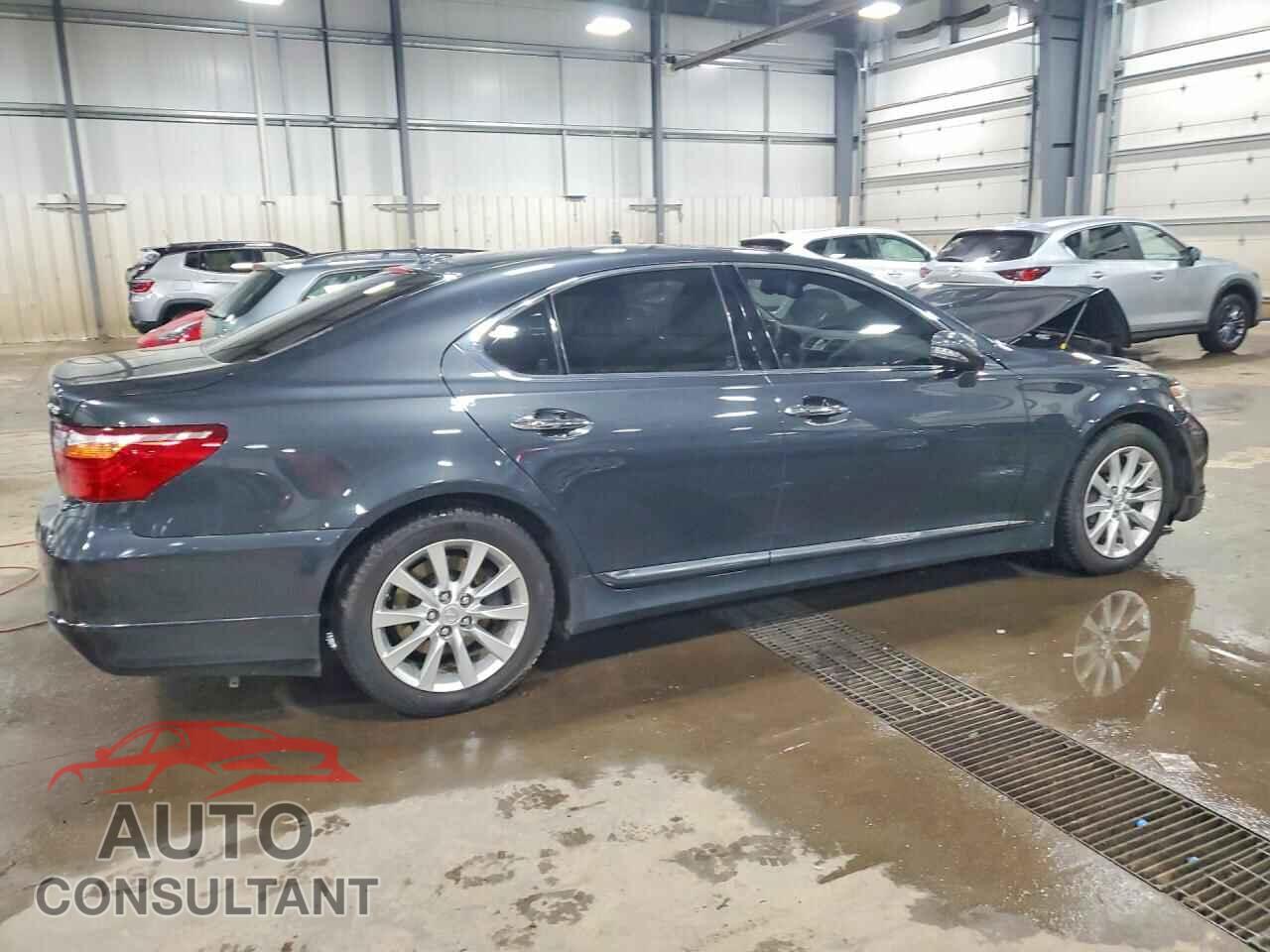 LEXUS LS500 2011 - JTHCL5EF1B5011561