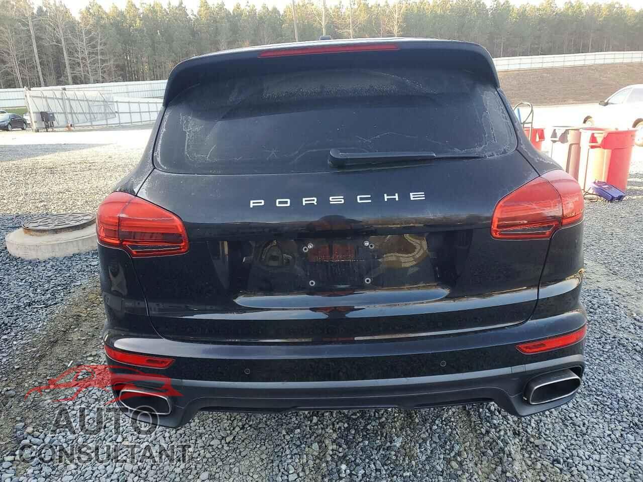 PORSCHE CAYENNE 2016 - WP1AA2A20GLA02206