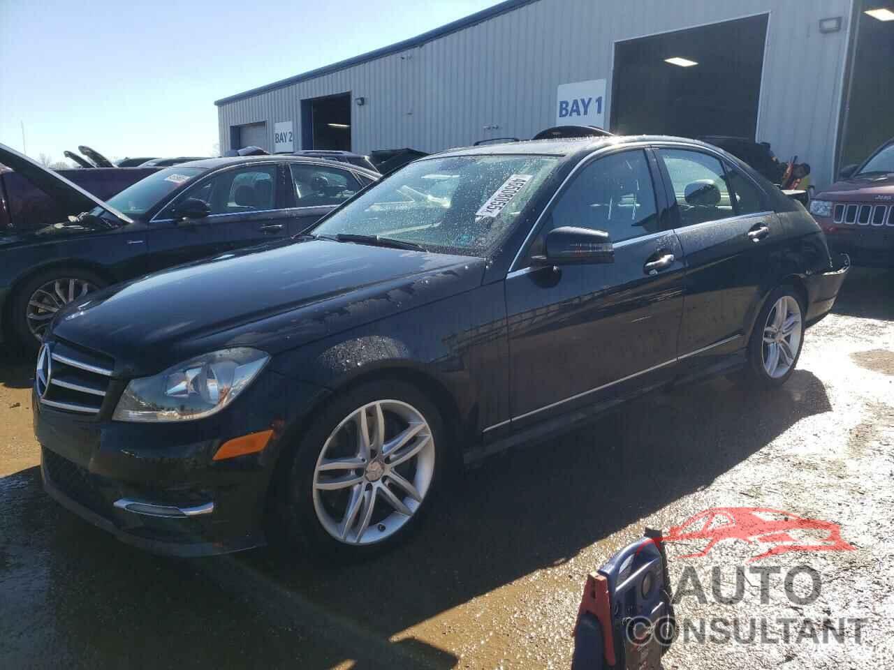 MERCEDES-BENZ C-CLASS 2014 - WDDGF8AB0ER305194