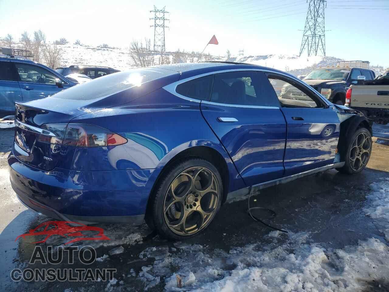 TESLA MODEL S 2015 - 5YJSA1E23FF105342