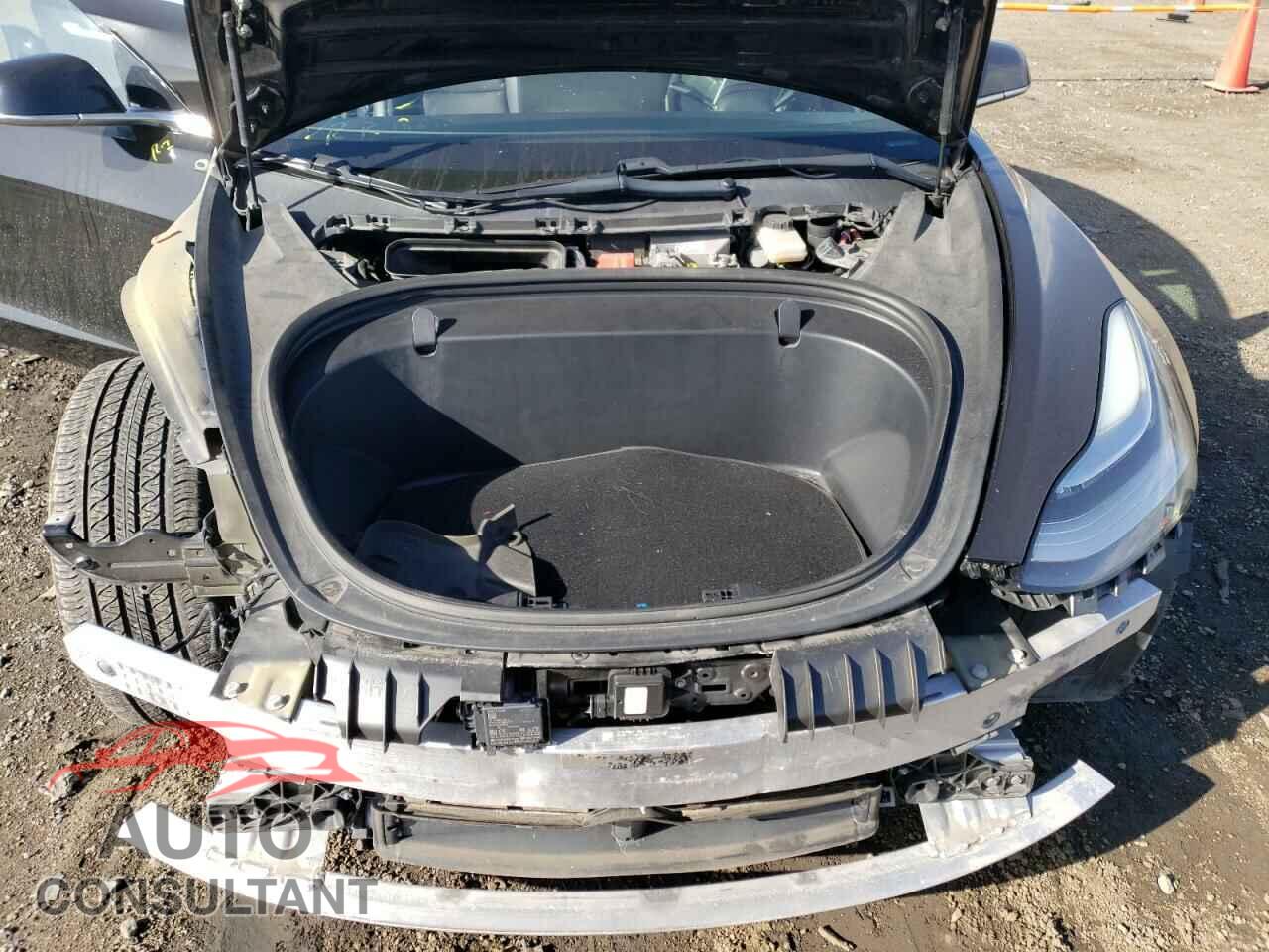 TESLA MODEL 3 2018 - 5YJ3E1EA7JF060320