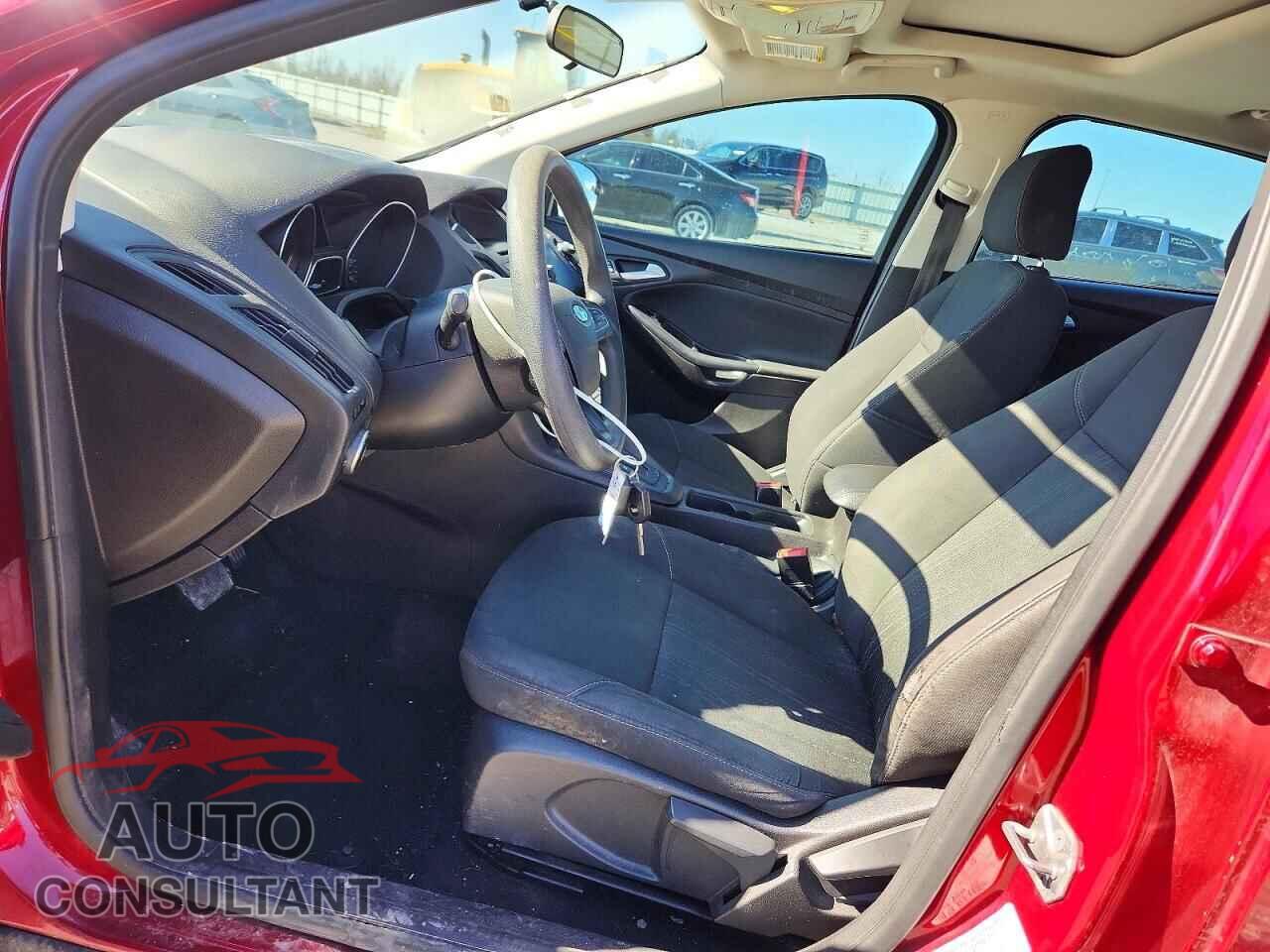 FORD FOCUS 2016 - 1FADP3F27GL394442
