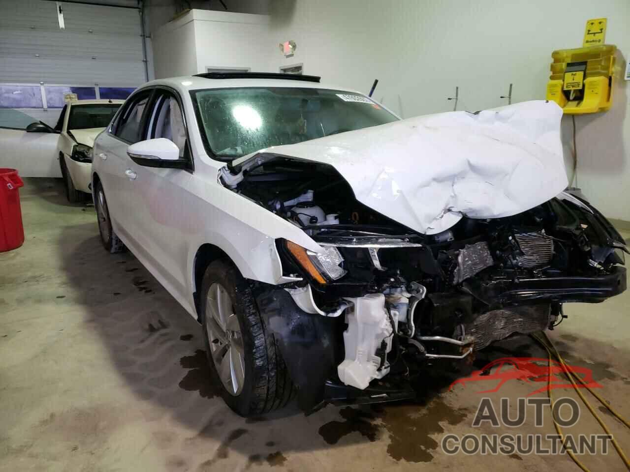 VOLKSWAGEN PASSAT 2018 - 1VWBA7A36JC018443