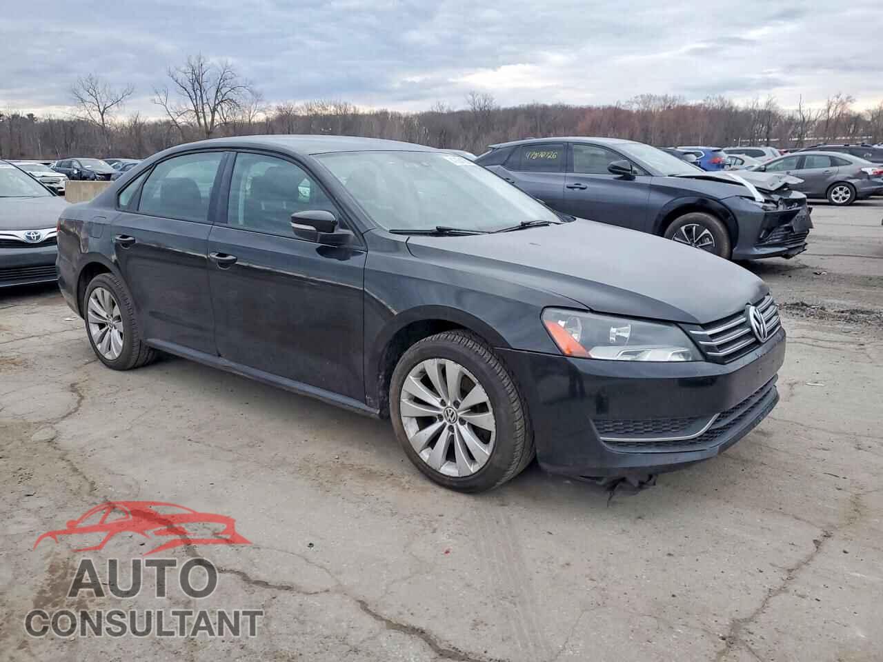 VOLKSWAGEN PASSAT 2014 - 1VWAP7A35EC008437