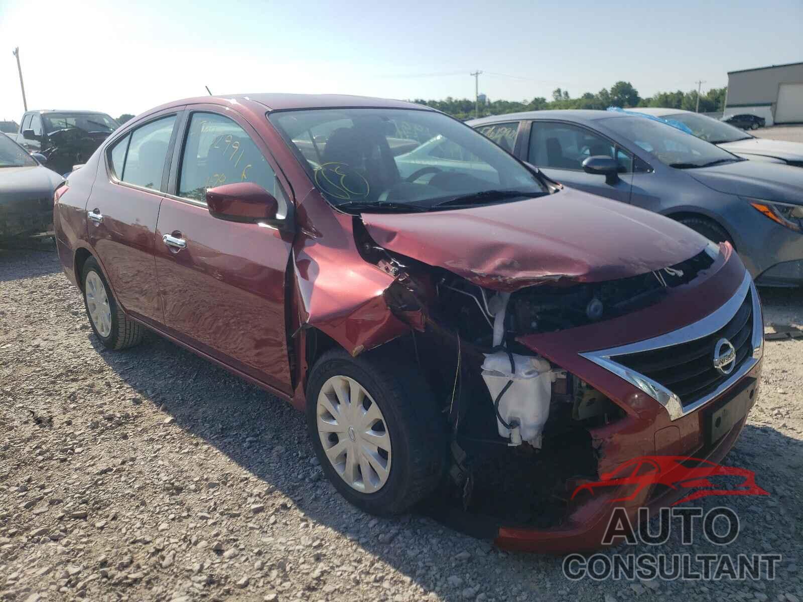 NISSAN VERSA 2018 - 3N1CN7AP7JL825785