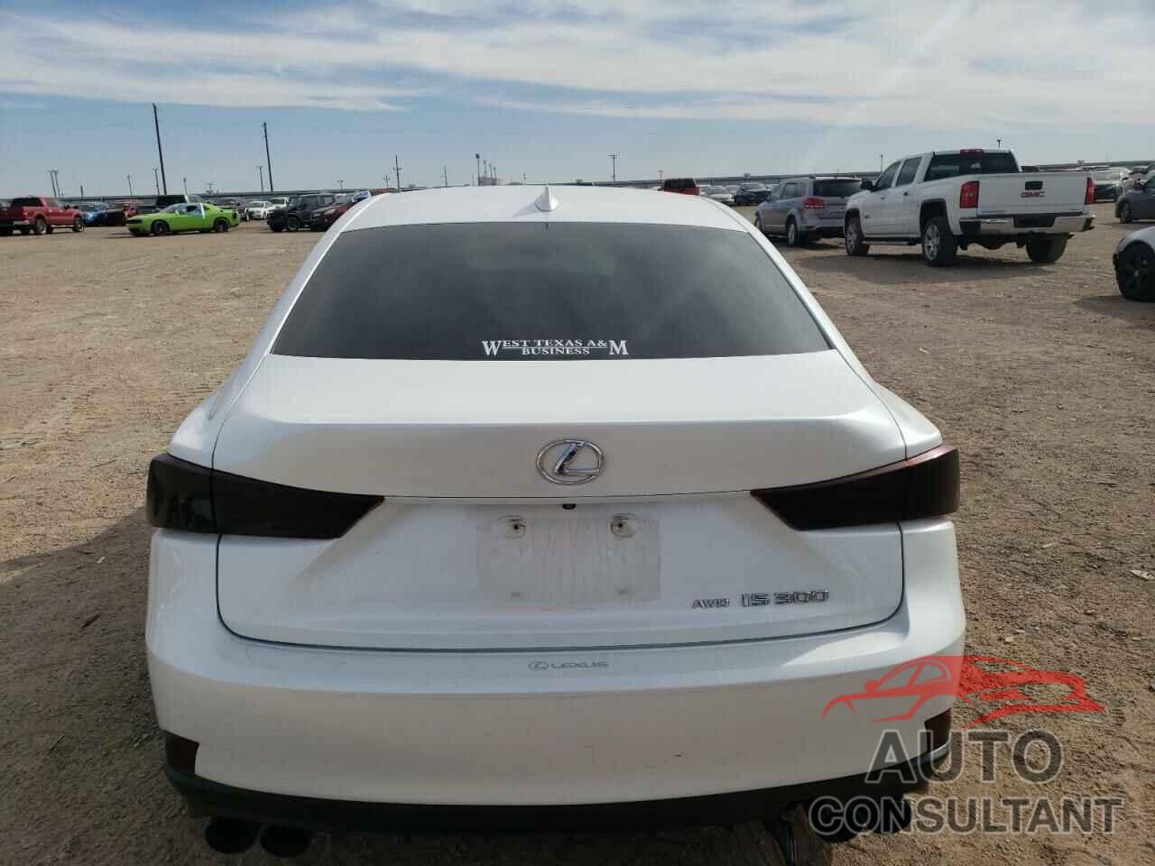 LEXUS IS 2018 - JTHC81D22J5027596