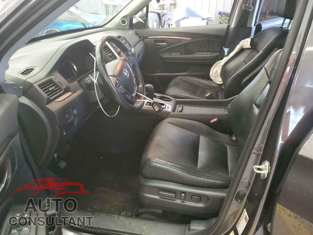 HONDA PILOT 2016 - 5FNYF6H57GB074435