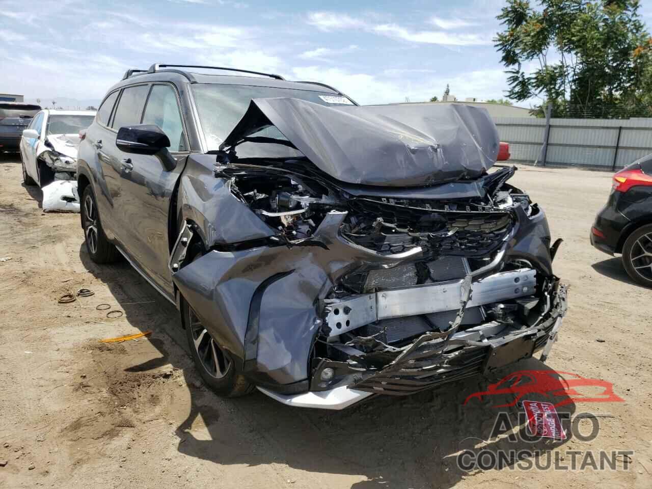 TOYOTA HIGHLANDER 2022 - 5TDJZRAH3NS117014