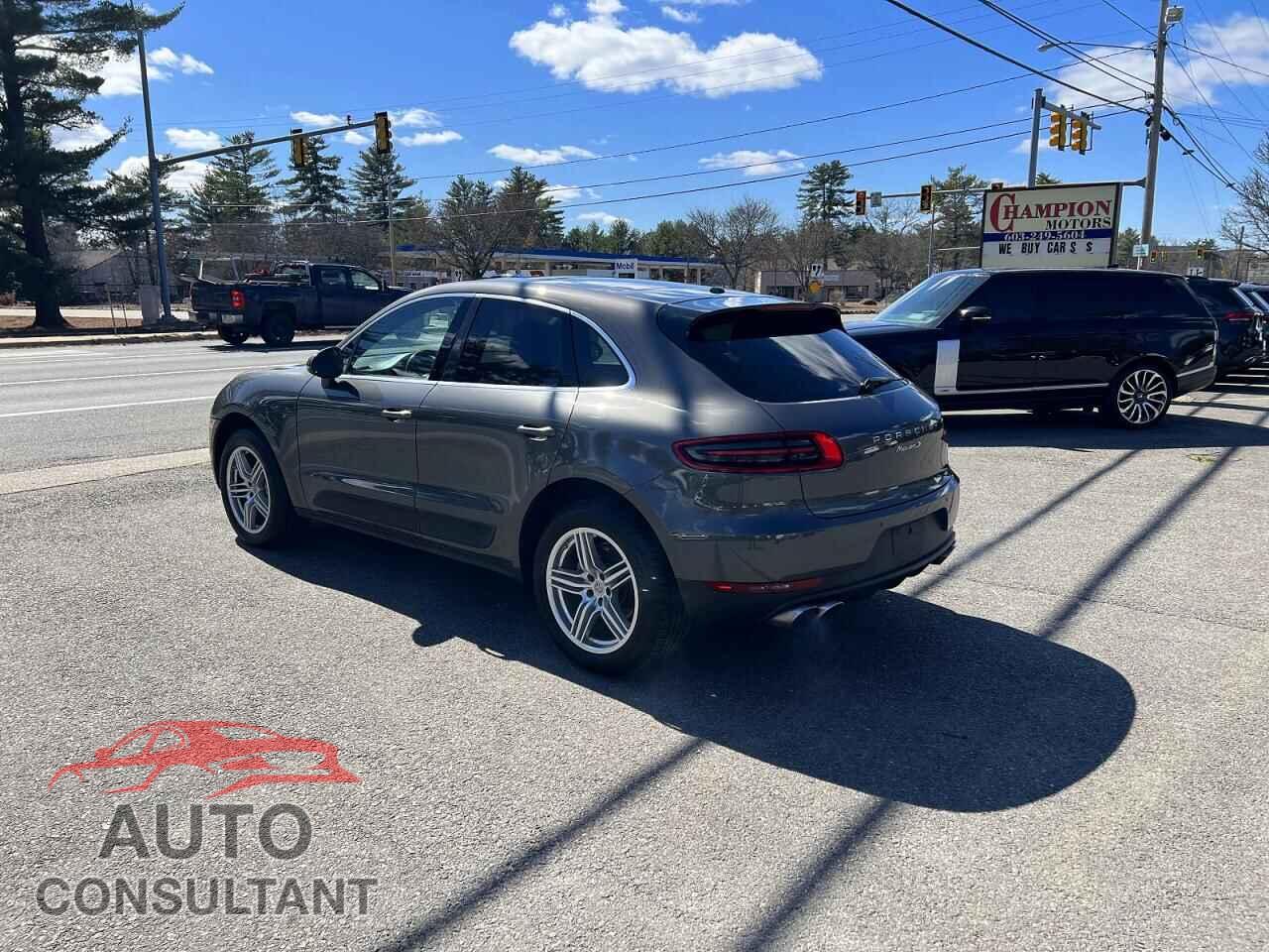 PORSCHE MACAN 2015 - WP1AB2A56FLB63200