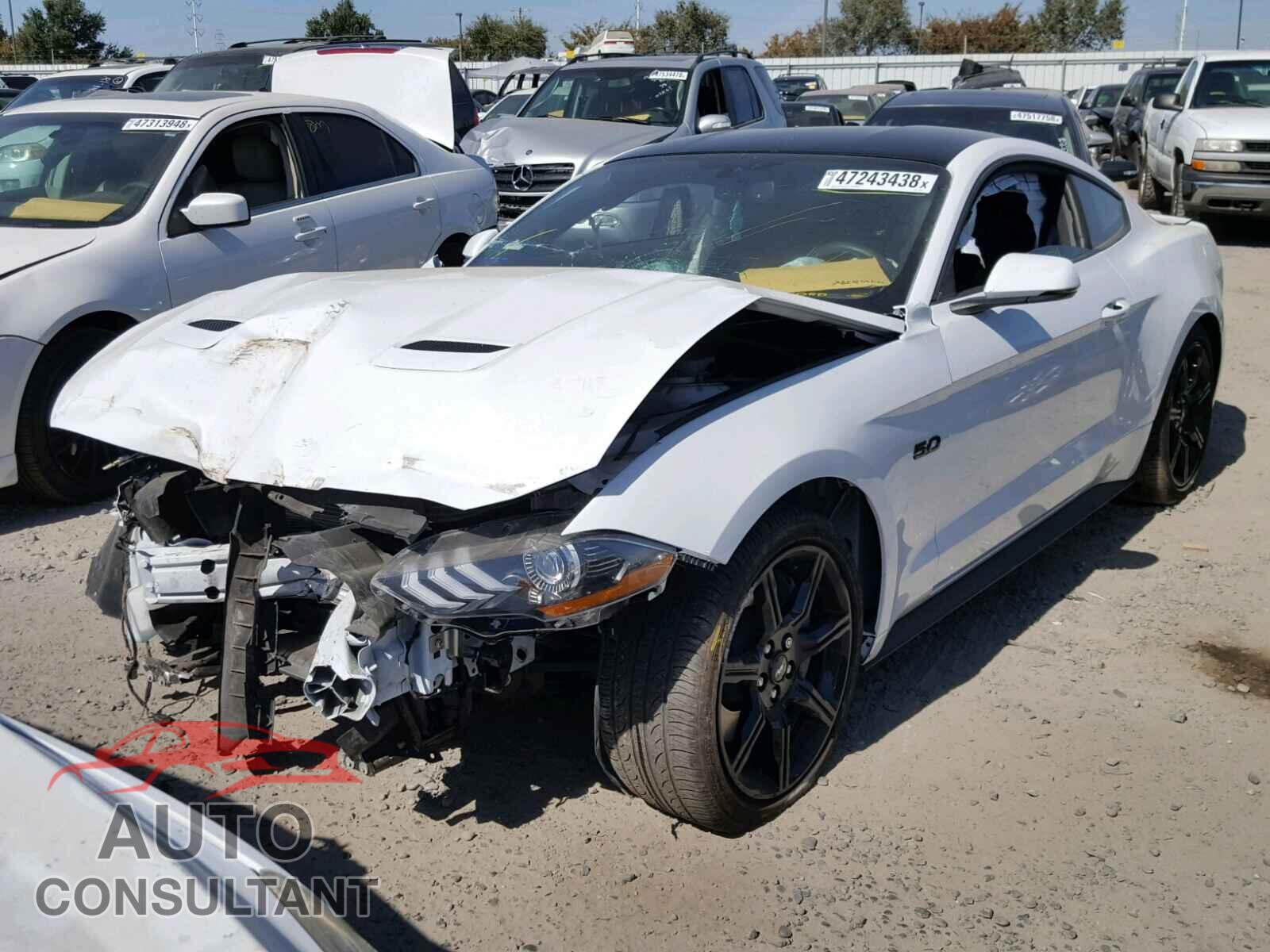 FORD MUSTANG 2018 - 1FA6P8CF3J5105632