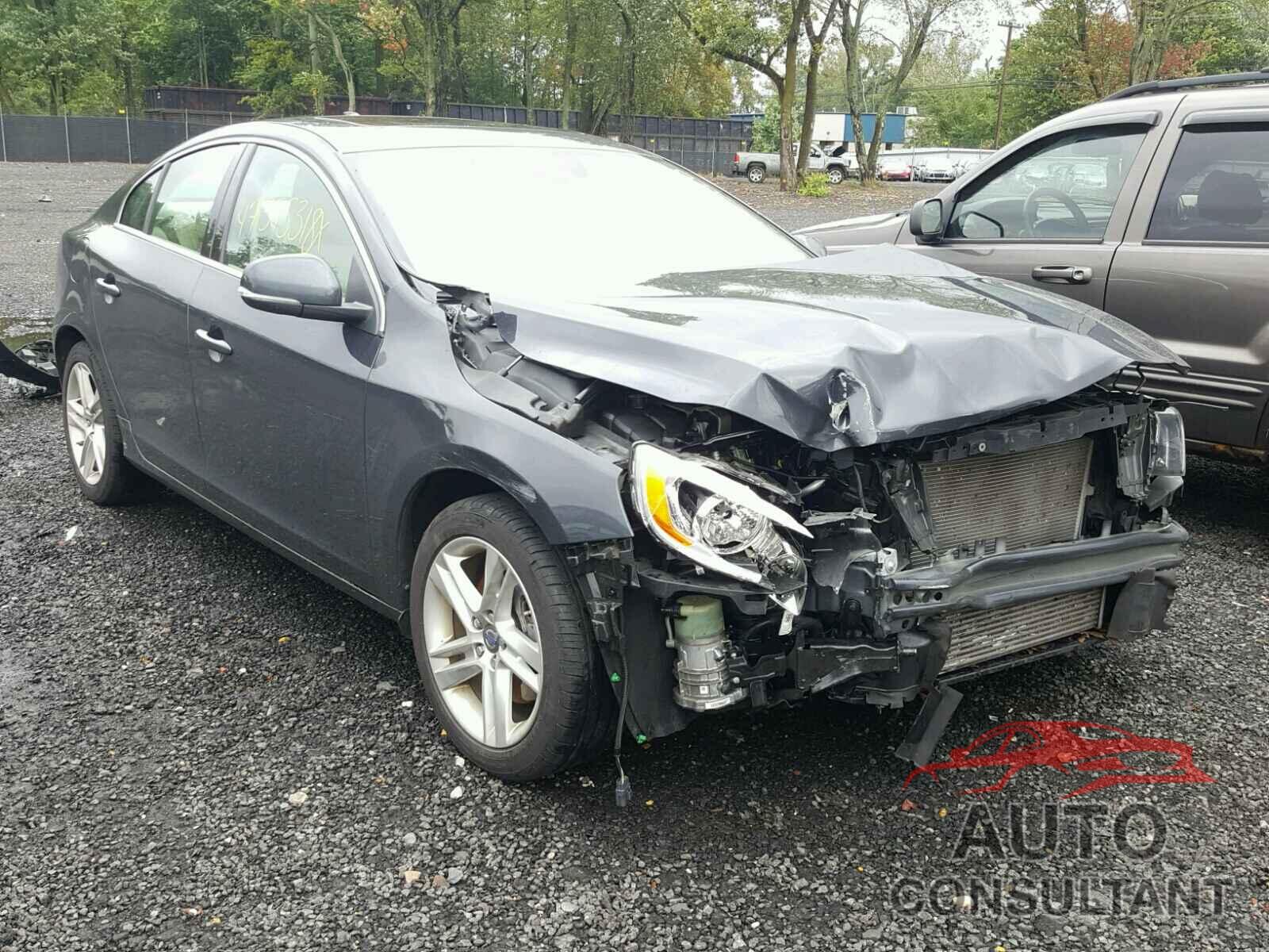 VOLVO S60 2015 - YV1612TK0F1343789