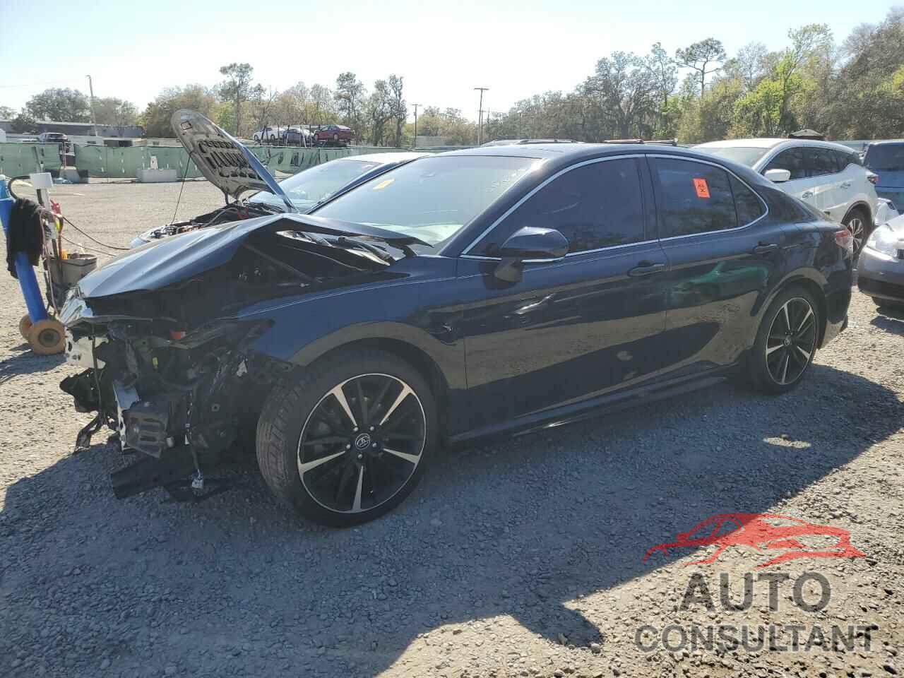 TOYOTA CAMRY 2018 - 4T1B61HK5JU633506