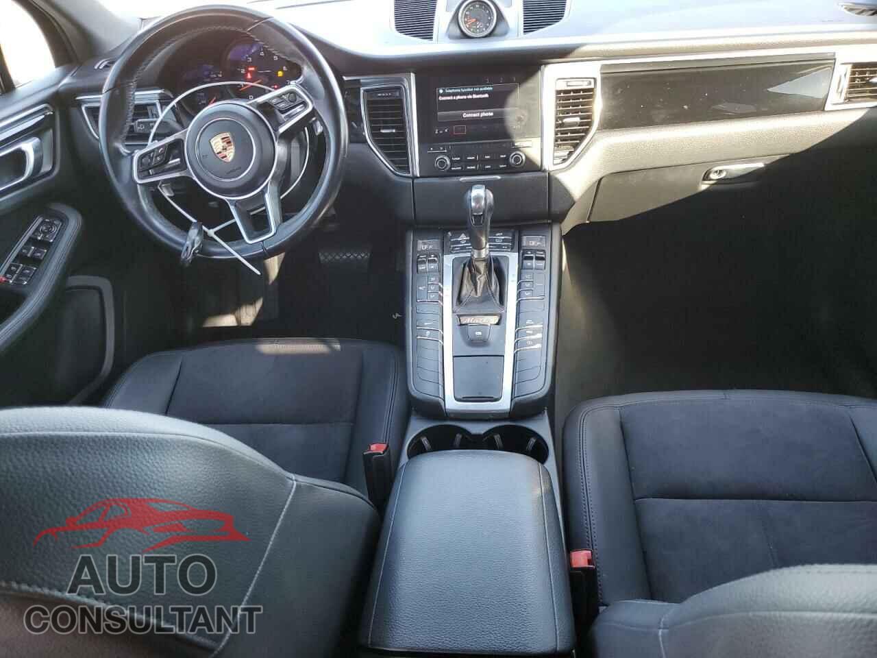 PORSCHE MACAN 2017 - WP1AA2A56HLB80018