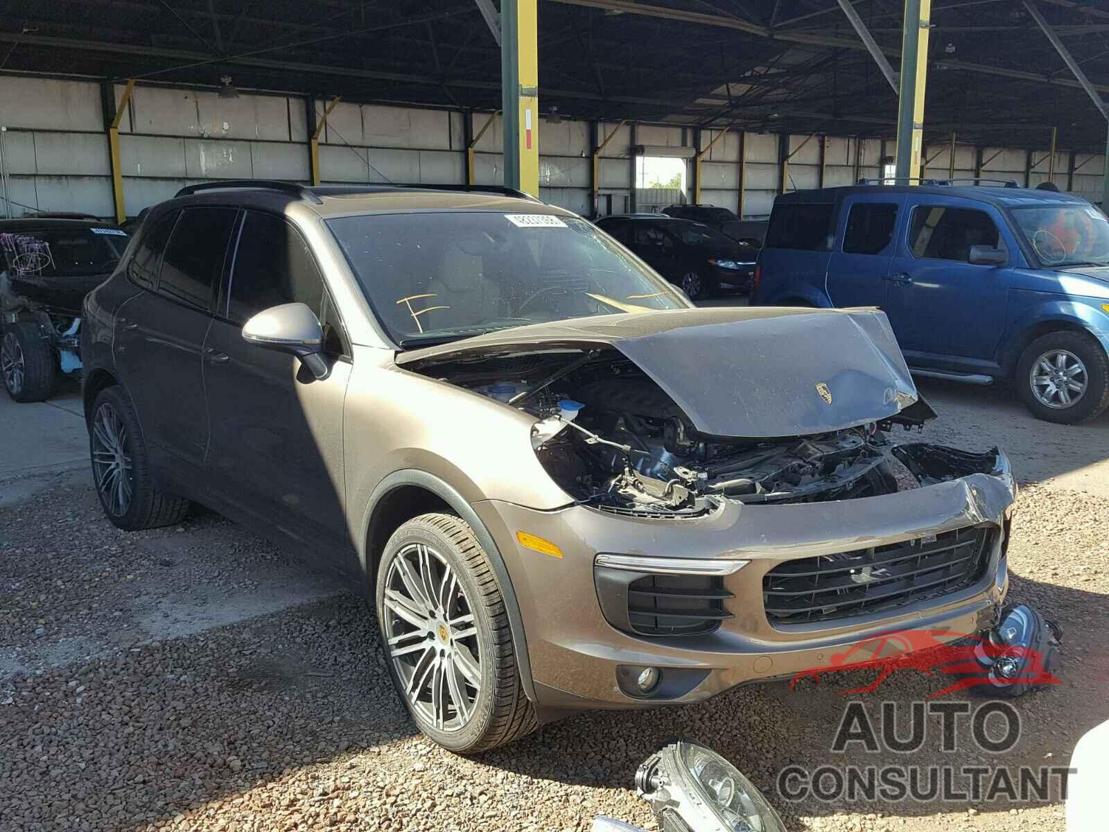 PORSCHE CAYENNE 2016 - WP1AA2A22GLA06595