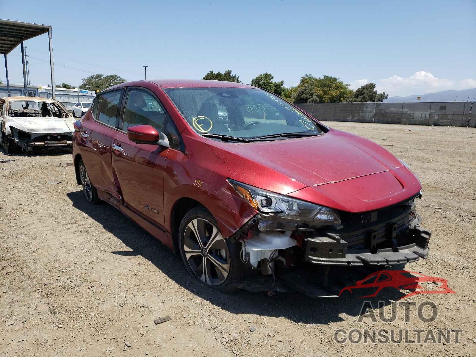 NISSAN LEAF 2018 - 1N4AZ1CP0JC316819