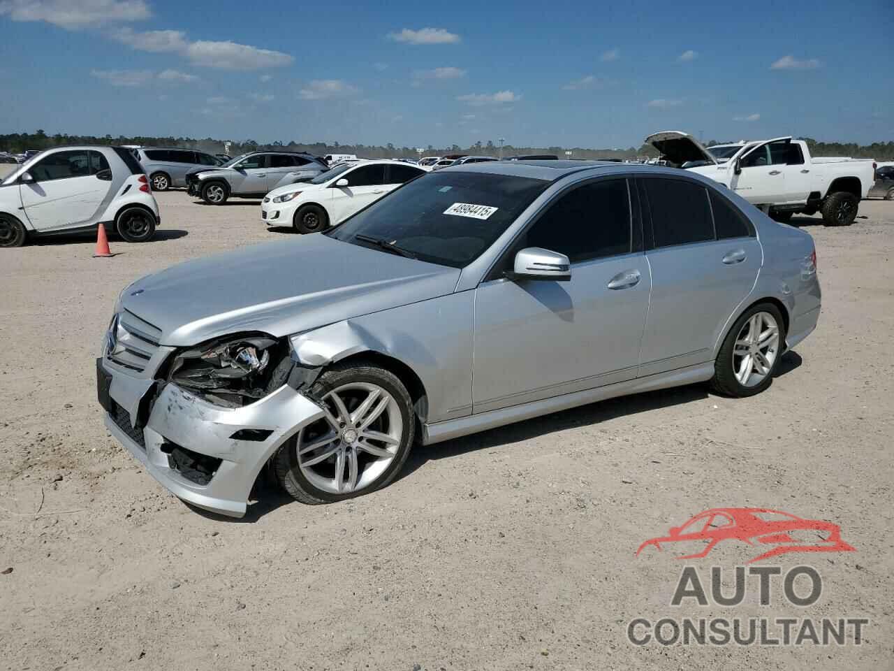 MERCEDES-BENZ C-CLASS 2013 - WDDGF4HBXDR296047