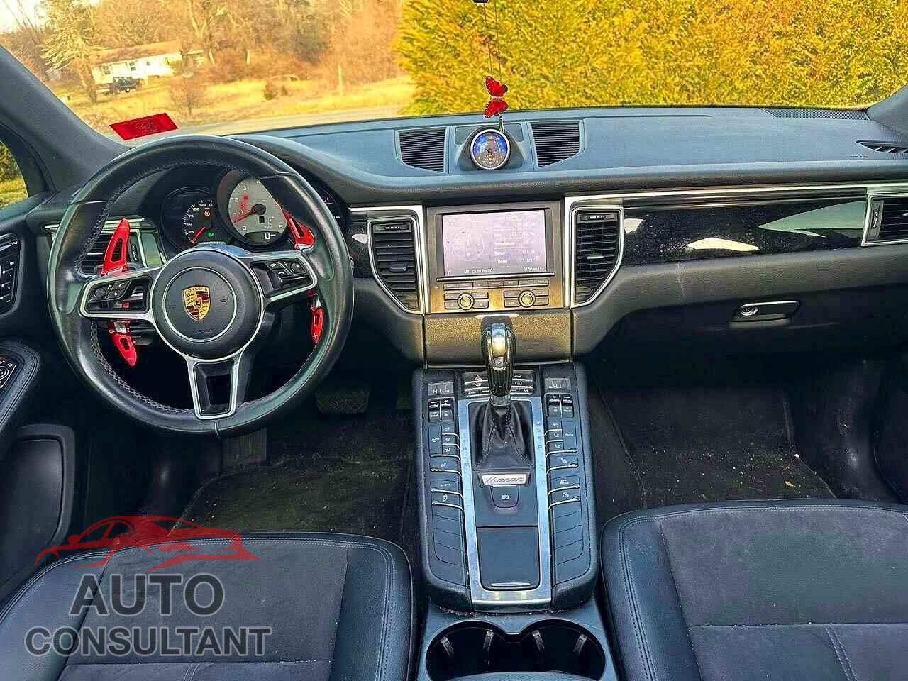 PORSCHE MACAN 2016 - WP1AB2A57GLB58718