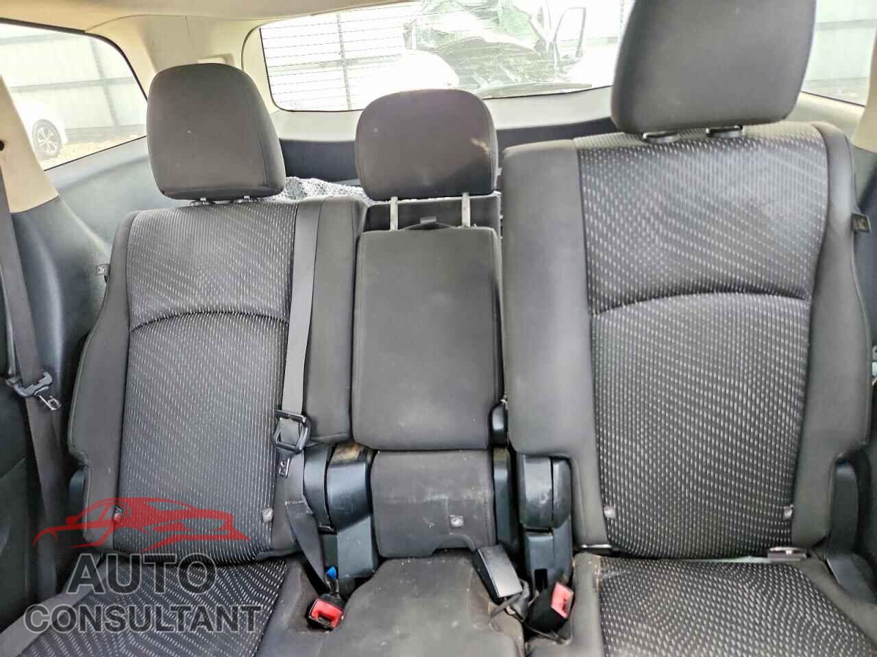 DODGE JOURNEY 2017 - 3C4PDCGB0HT516112