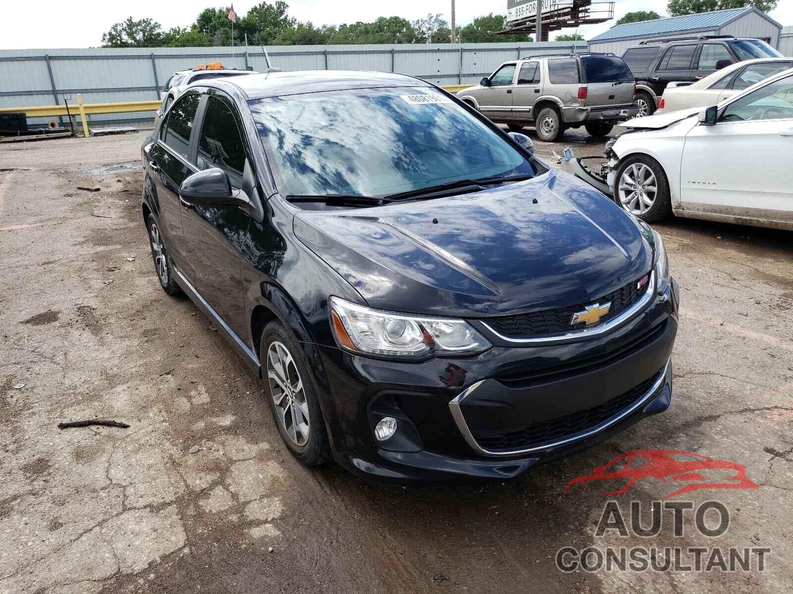 CHEVROLET SONIC 2017 - 1G1JD5SH0H4162538