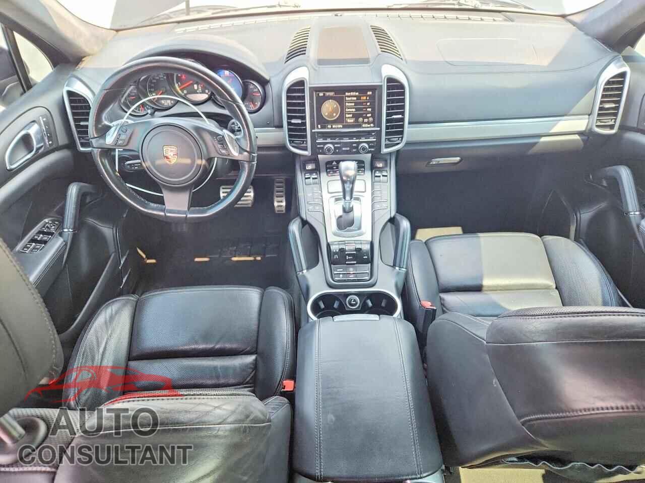 PORSCHE CAYENNE 2011 - WP1AC2A21BLA81114