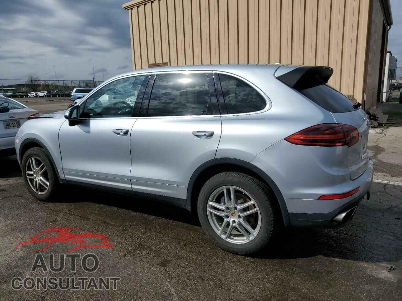 PORSCHE CAYENNE 2016 - WP1AA2A21GKA13351
