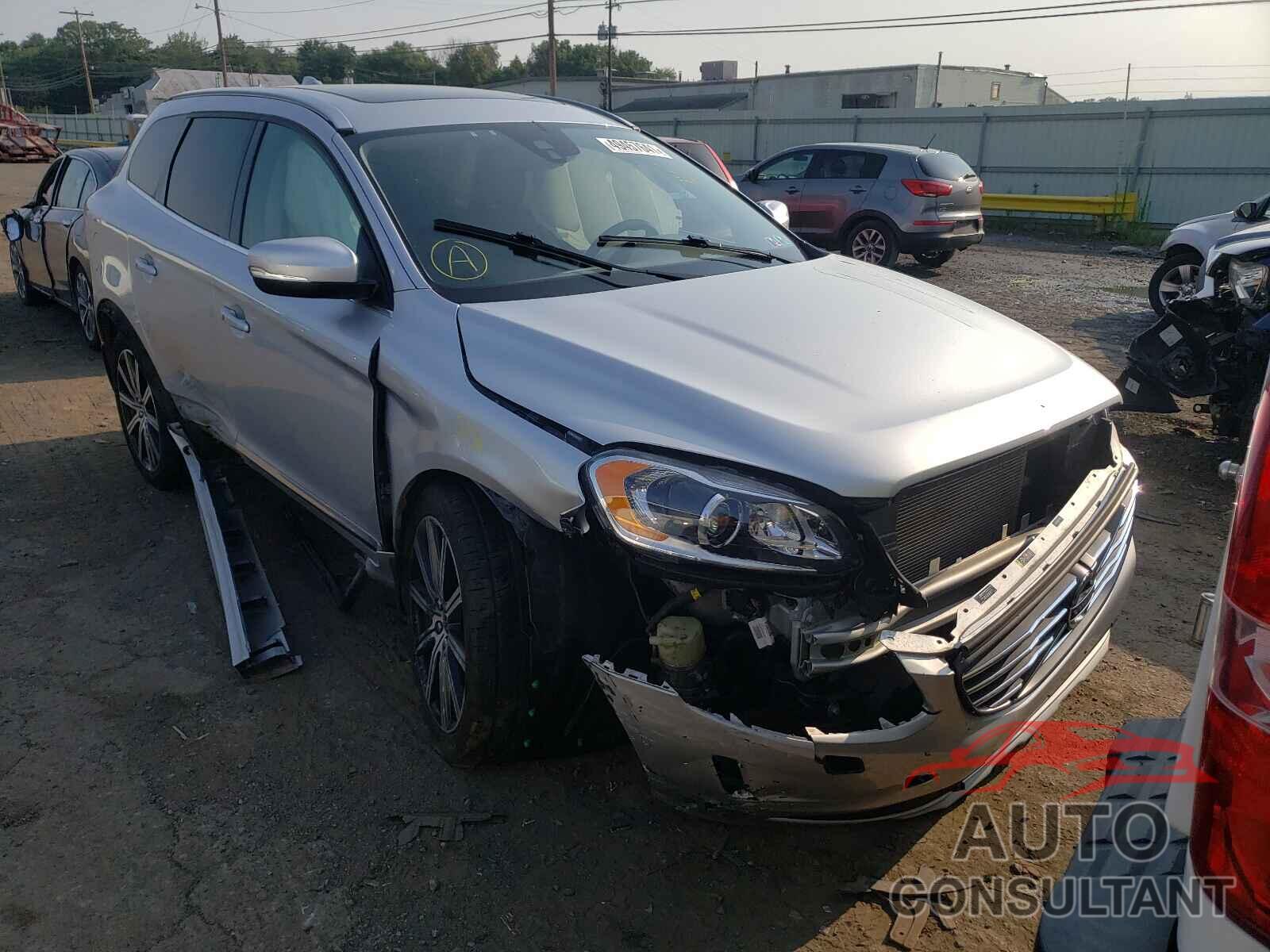 VOLVO XC60 2017 - YV449MRU4H2215138