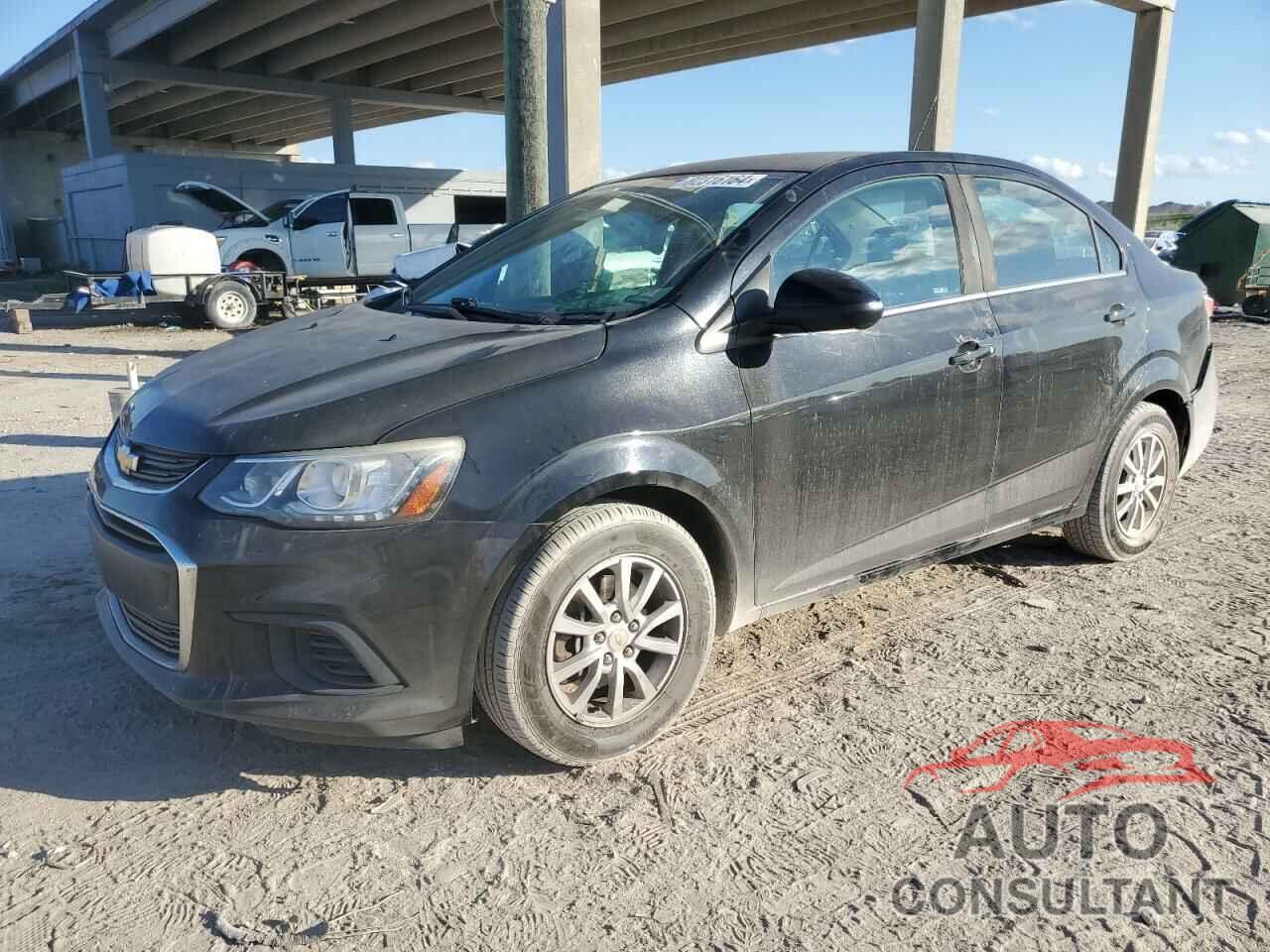 CHEVROLET SONIC 2017 - 1G1JD5SH5H4119197