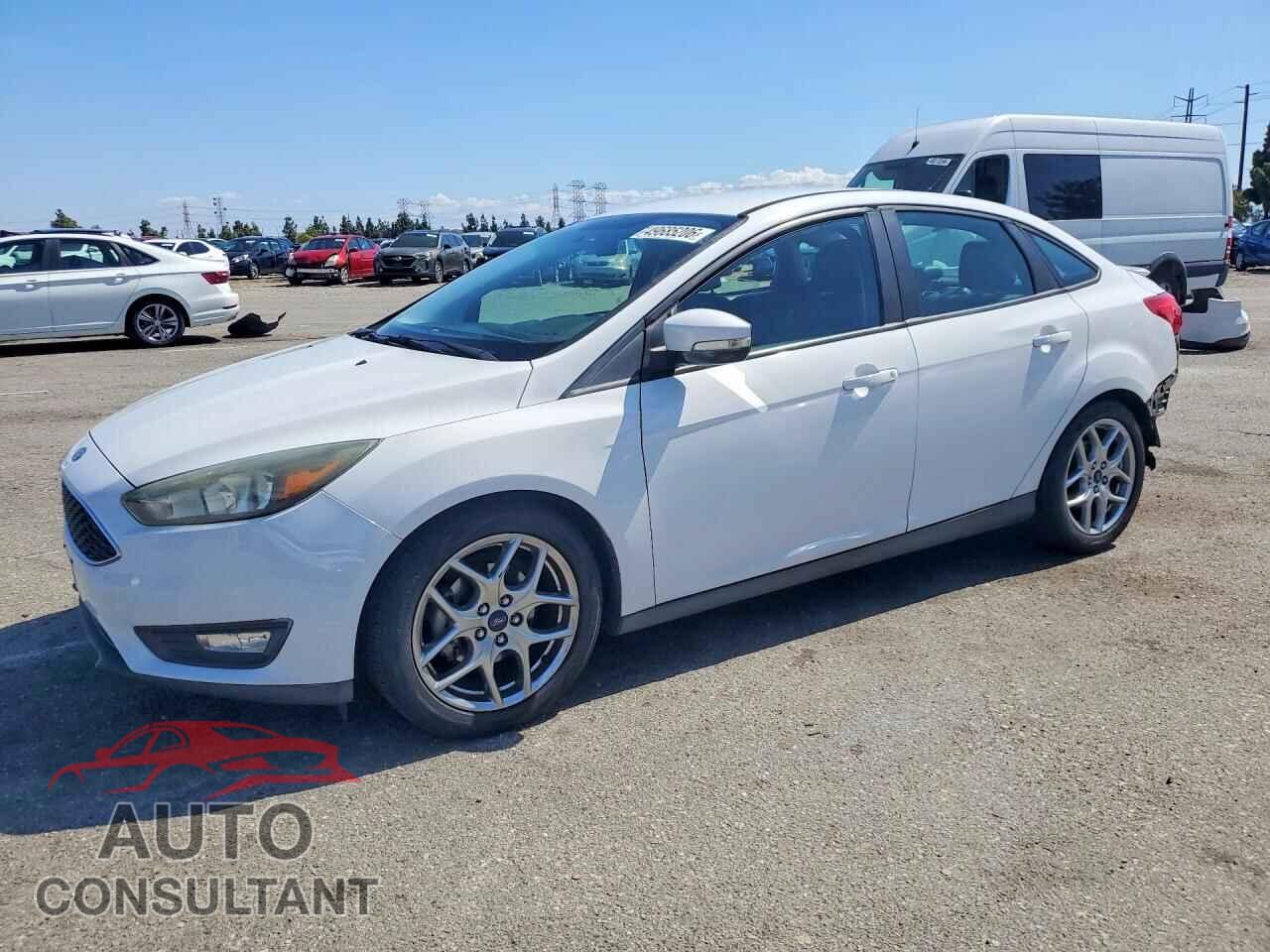 FORD FOCUS 2015 - 1FADP3F25FL231805