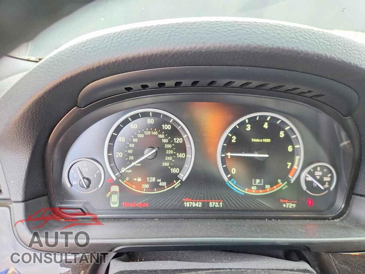 BMW 5 SERIES 2014 - WBA5B1C50ED480972
