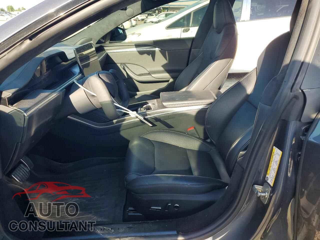 TESLA MODEL S 2023 - 5YJSA1E62PF522519