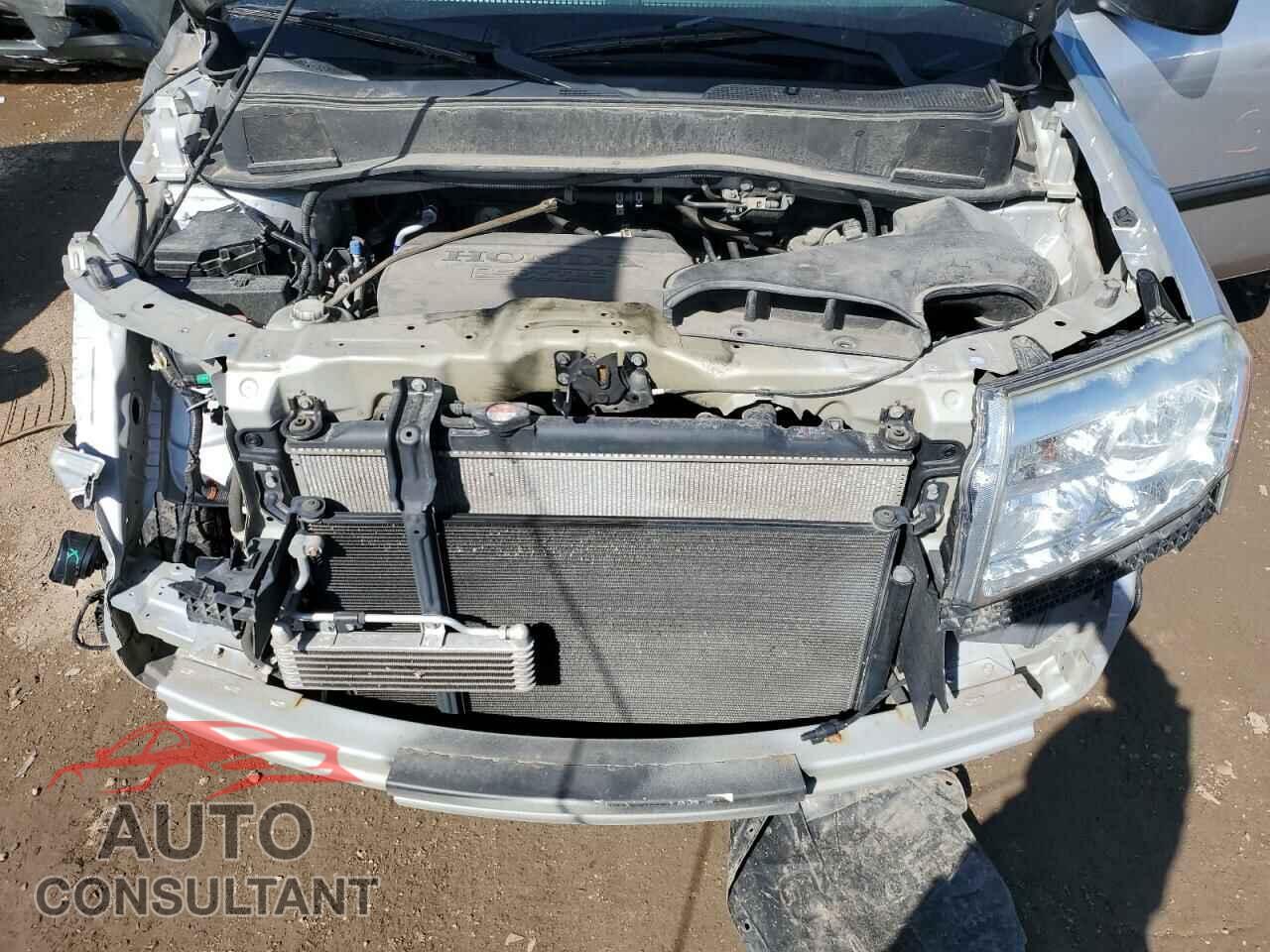HONDA PILOT 2013 - 5FNYF4H23DB020992