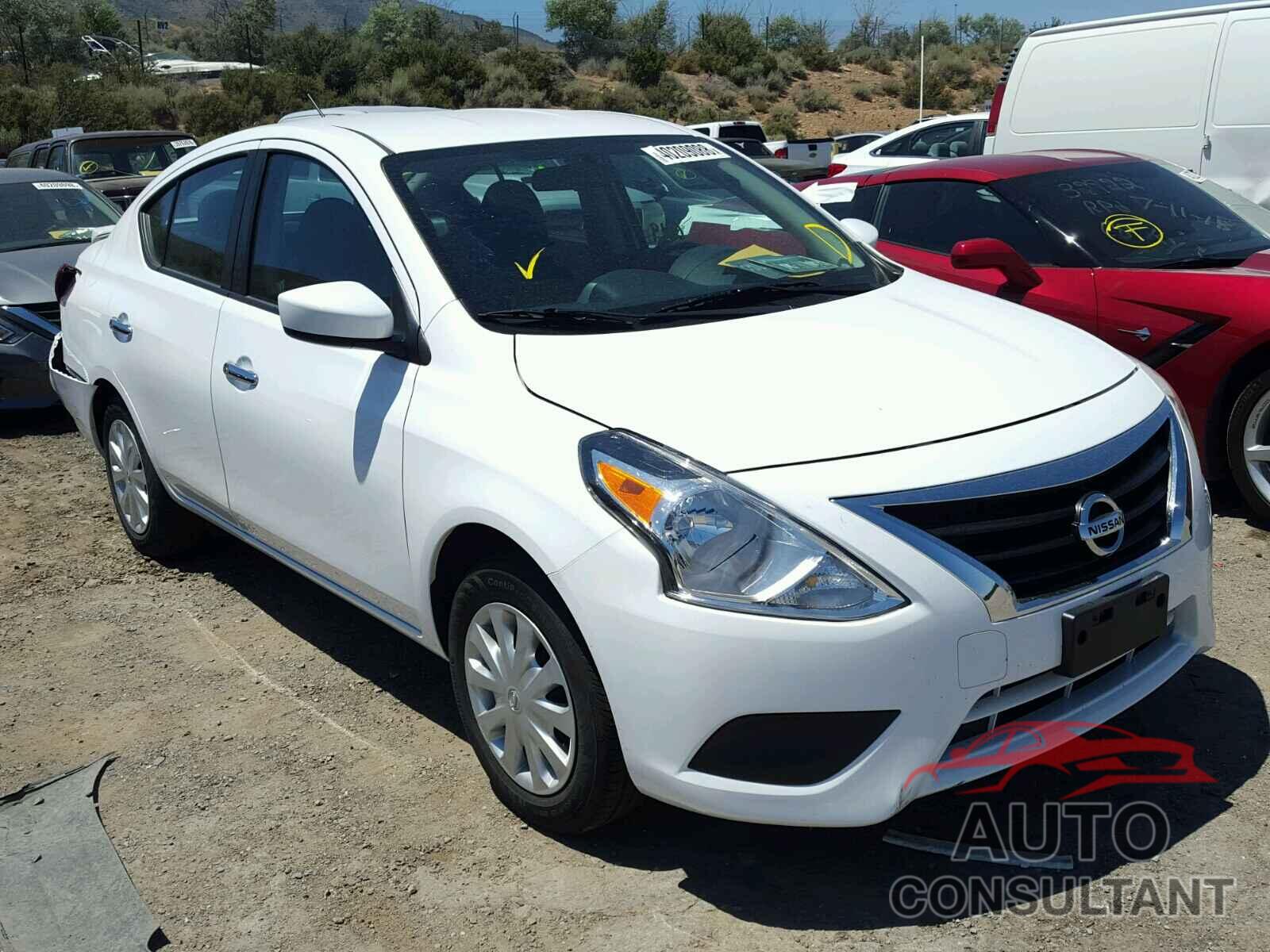 NISSAN VERSA 2018 - 3N1CN7AP0JL872527