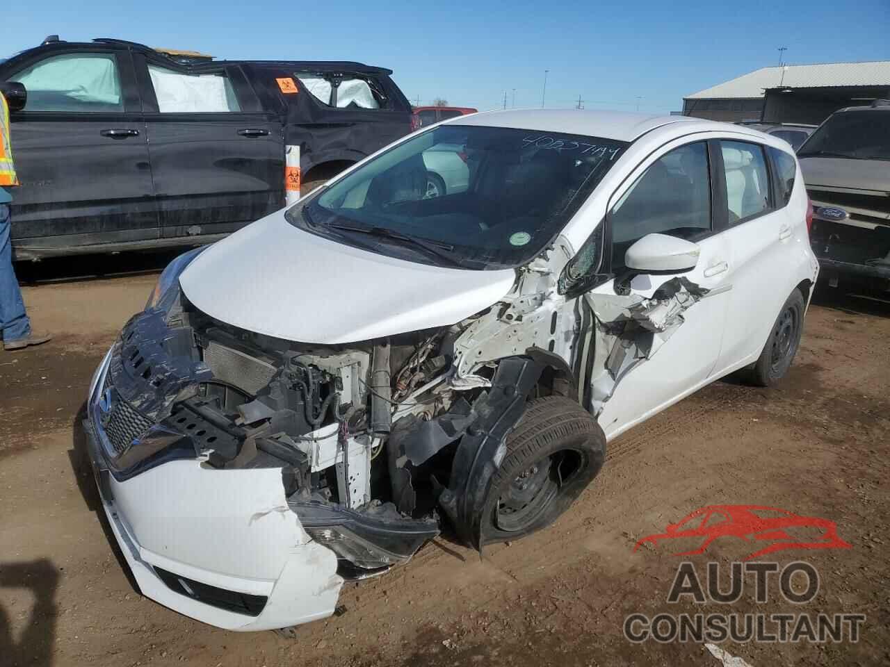 NISSAN VERSA 2018 - 3N1CE2CP5JL369981