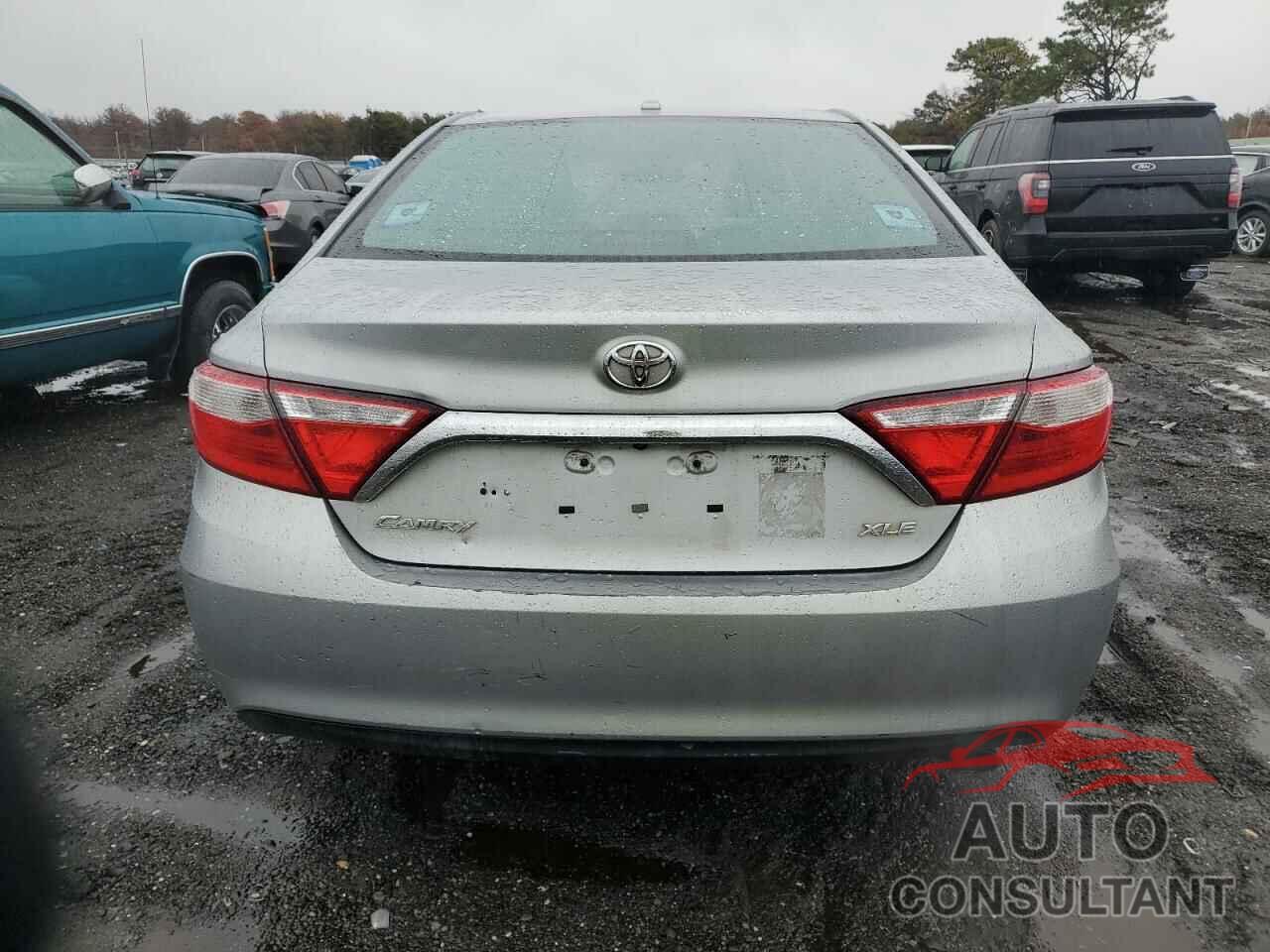 TOYOTA CAMRY 2016 - 4T4BF1FK7GR540665