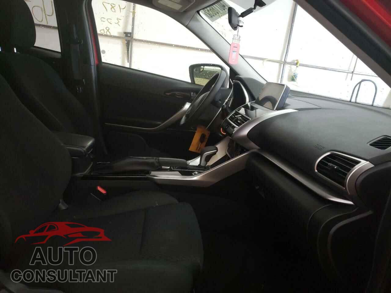 MITSUBISHI ECLIPSE 2019 - JA4AT4AA3KZ002909