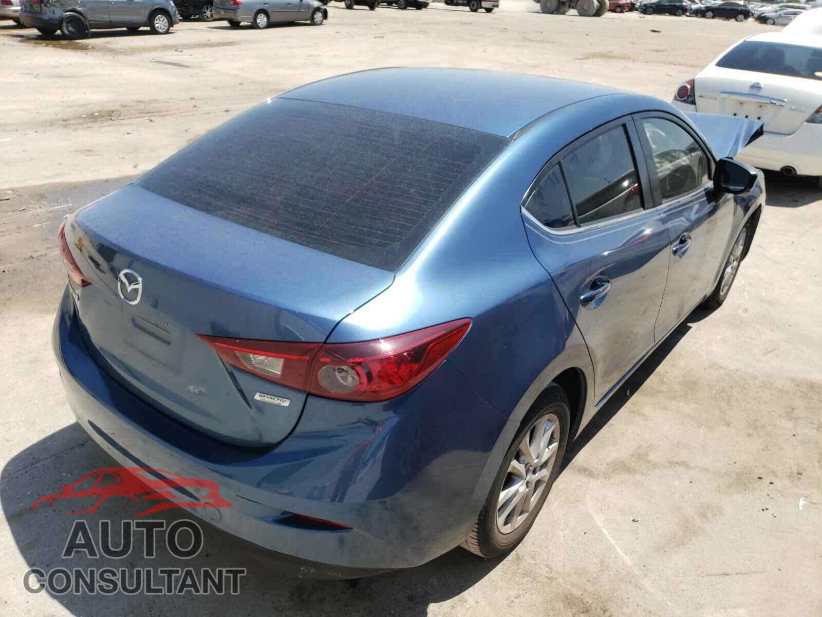 MAZDA 3 2018 - 3MZBN1U72JM180939