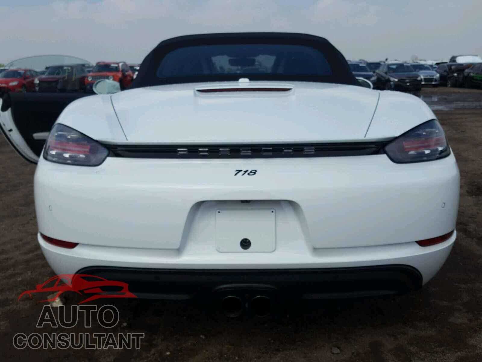 PORSCHE BOXSTER 2018 - WP0CB2A83JS228748