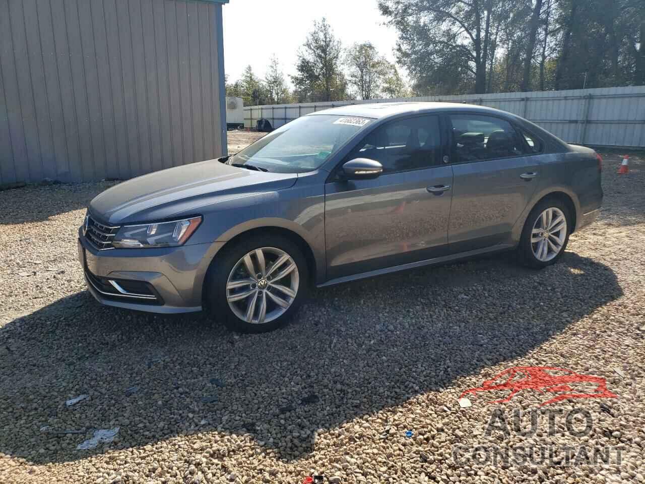 VOLKSWAGEN PASSAT 2019 - 1VWLA7A31KC003483