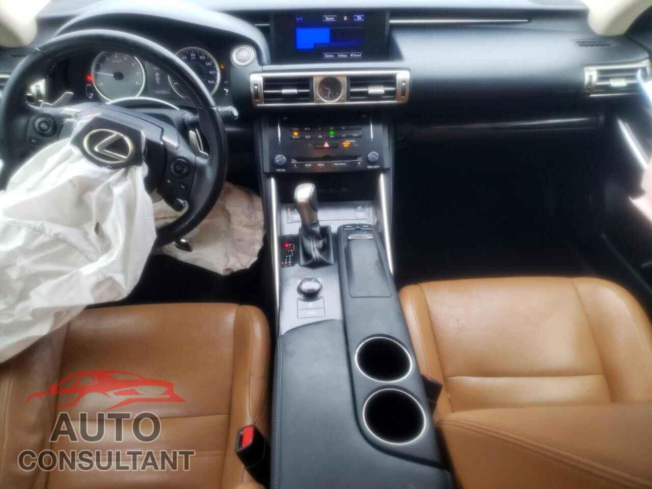 LEXUS IS 2014 - JTHCF1D29E5001685