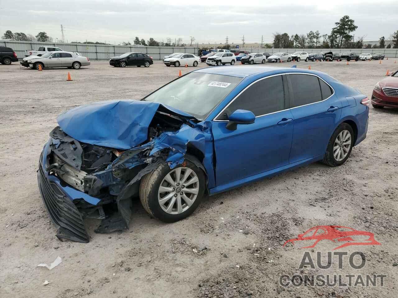 TOYOTA CAMRY 2019 - 4T1B11HK8KU180935