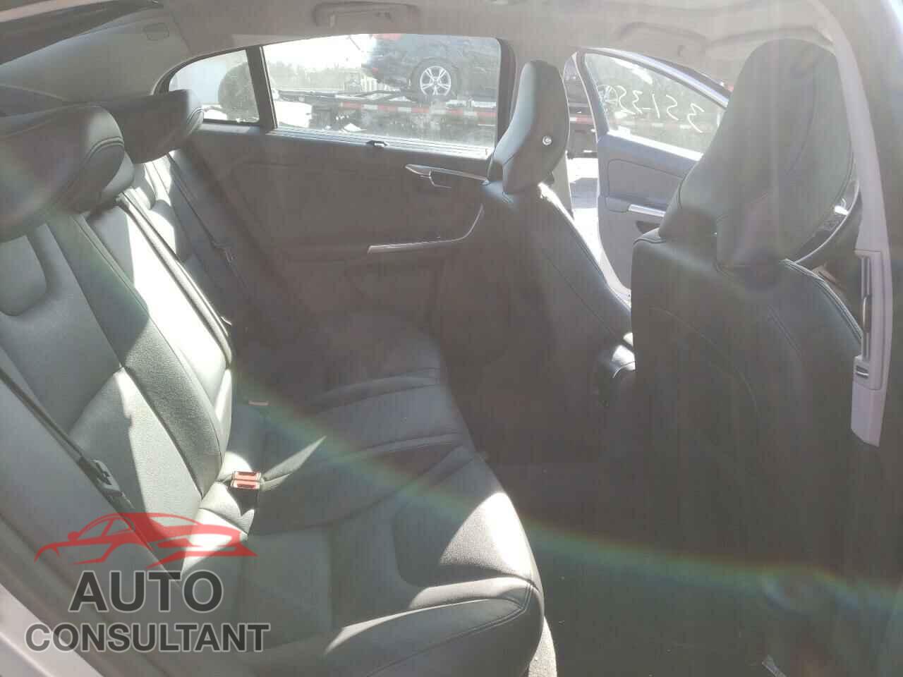 VOLVO S60 2017 - LYV402TK2HB196080