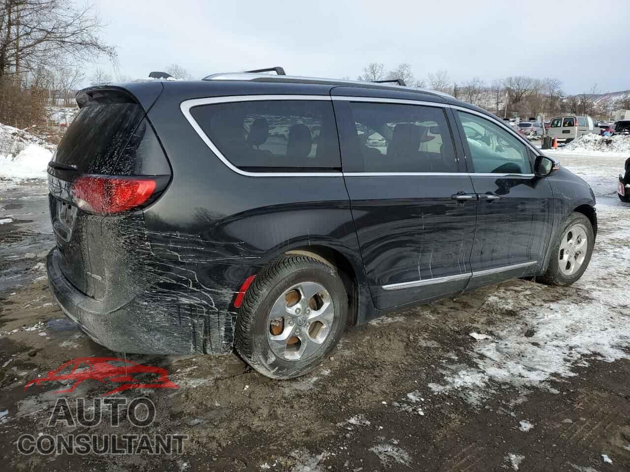 CHRYSLER PACIFICA 2018 - 2C4RC1N72JR263768
